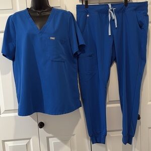 Figs scrubs set royal blue size XL